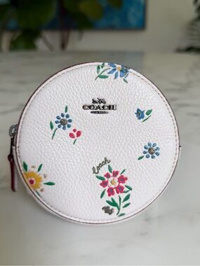 Coach Round Coin Case With Wildflower Print Chalk Floral Pebble Leather 1357